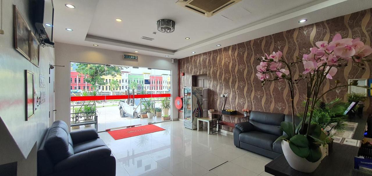 Ck Hotel Lumut Exterior photo