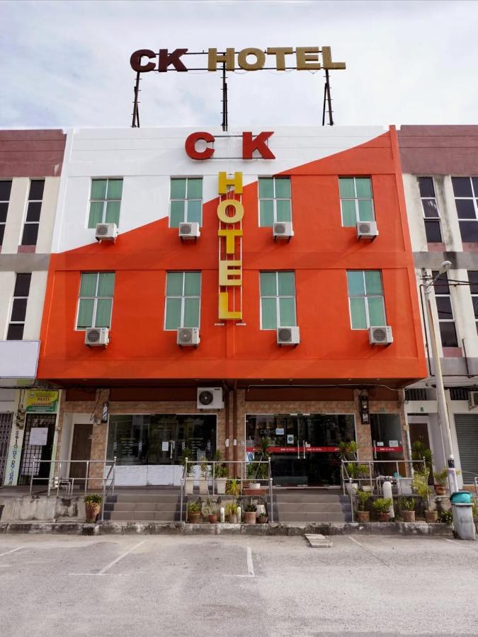 Ck Hotel Lumut Exterior photo